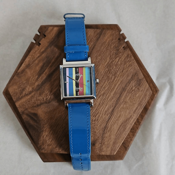 Cynthia Rowley Watch CR442 Multicolor Face Blue Leather Band Silver Steel Case - Picture 4 of 5